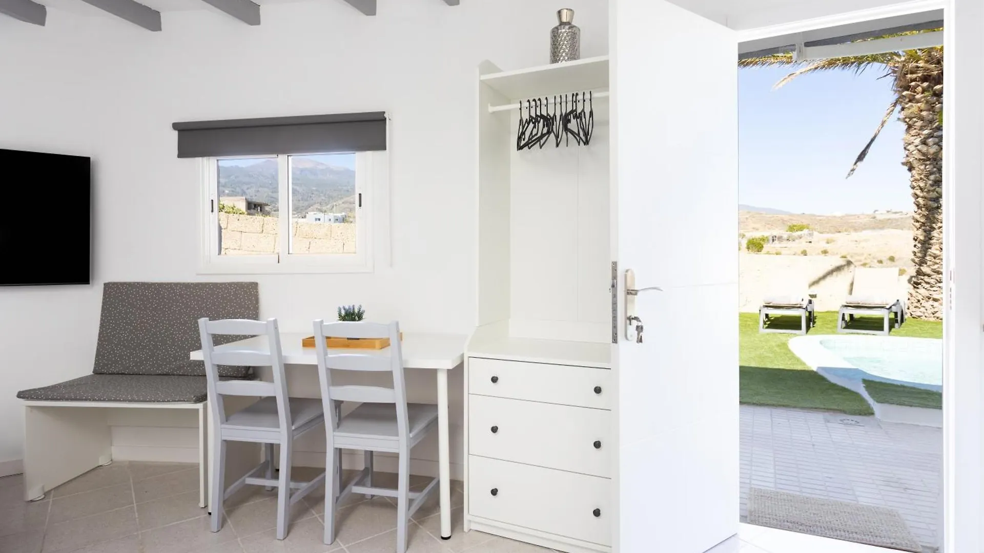 Oasis Tenerife Rentals Con Piscina Climatizada, Cocina Exterior Y Barbacoa El Draguito