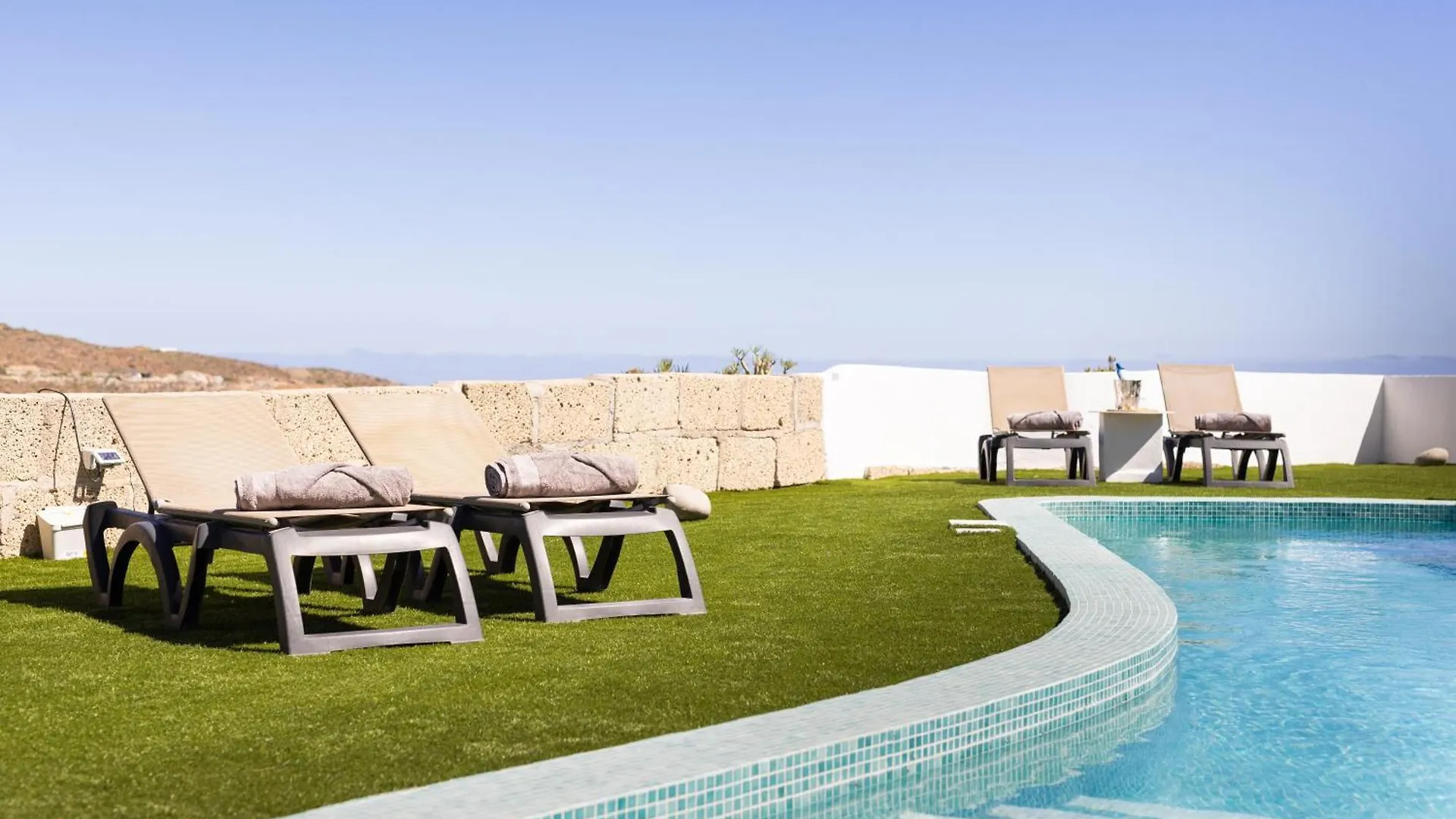 Oasis Tenerife Rentals Con Piscina Climatizada, Cocina Exterior Y Barbacoa El Draguito